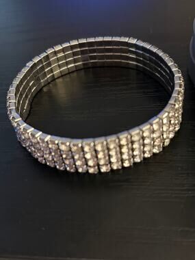 Vintage Rhinestone Stretch Bracelet Silver Tone 7.5”